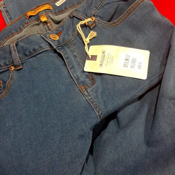 Raw Jeans - Picture 3 of 4